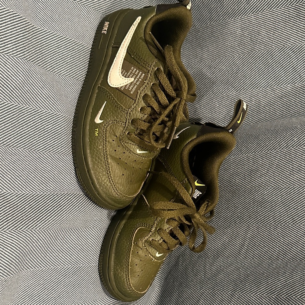 Nike Kids Olive Green Sneakers